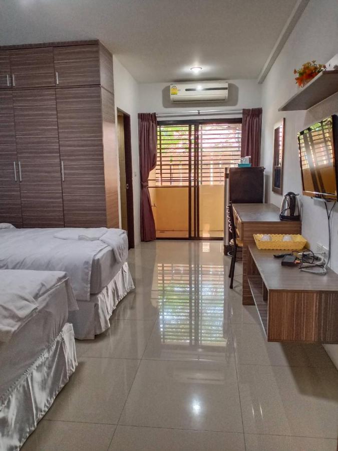 โสดาอพาร์ทเม้นท์​ Apartment Ban Lam Phak Kut Екстериор снимка