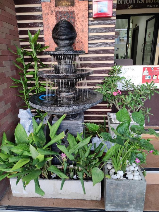 โสดาอพาร์ทเม้นท์​ Apartment Ban Lam Phak Kut Екстериор снимка