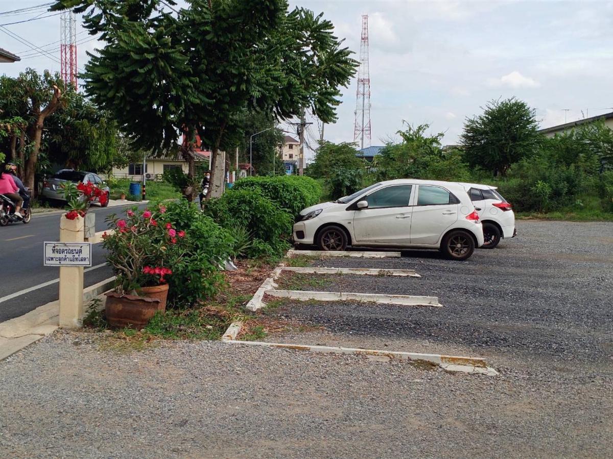 โสดาอพาร์ทเม้นท์​ Apartment Ban Lam Phak Kut Екстериор снимка